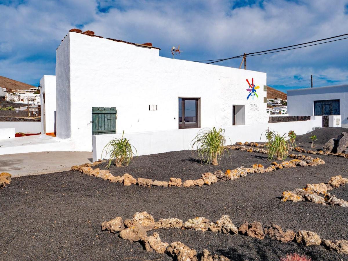 Comfortable House In Tias With Free Parking Exterior foto